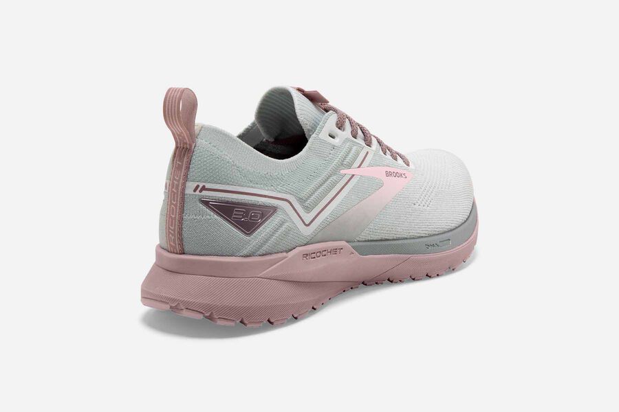 Brooks Ricochet 3 Road Running Shoes - Womens - White/Pink - XK9314250